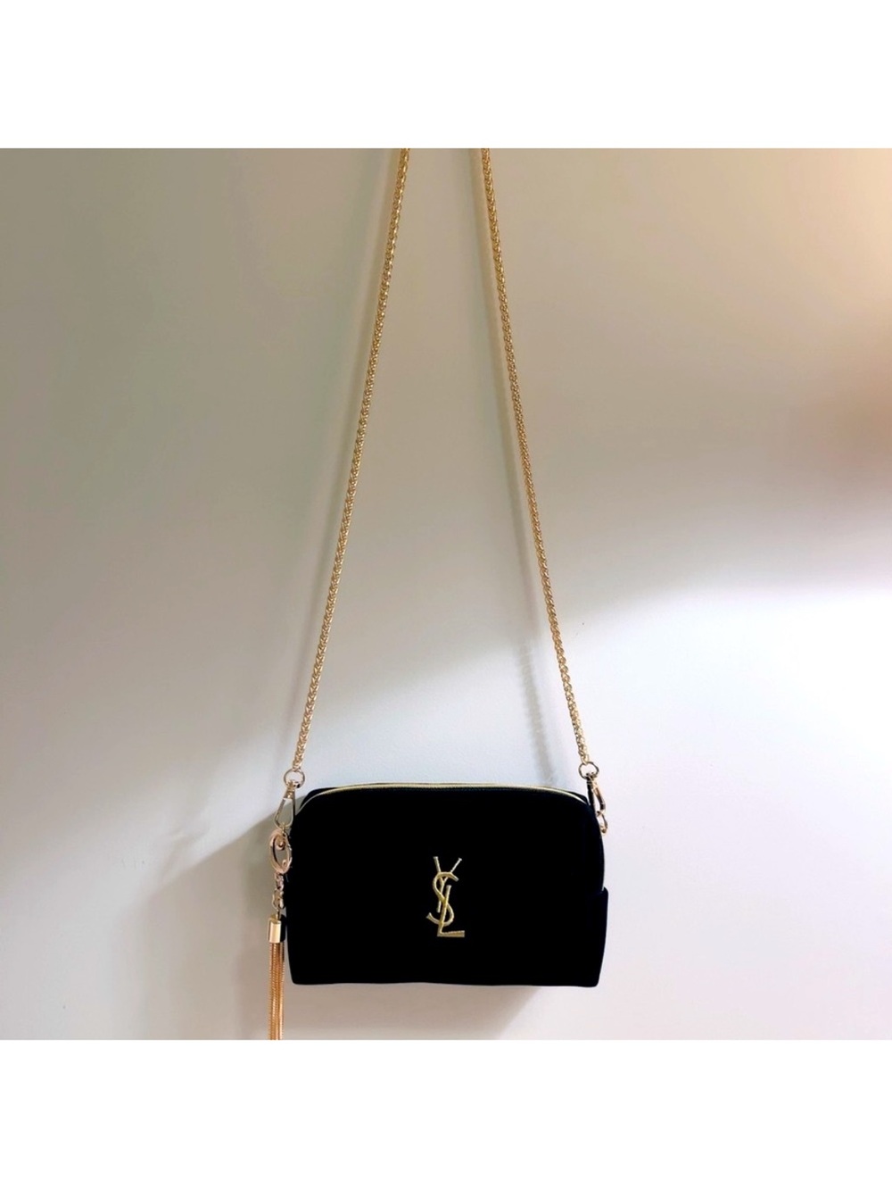 YSL YVES SAINT LAURENT Black Velvet bag purse clutch Gold Logo Chain tassel - Picture 2 of 9